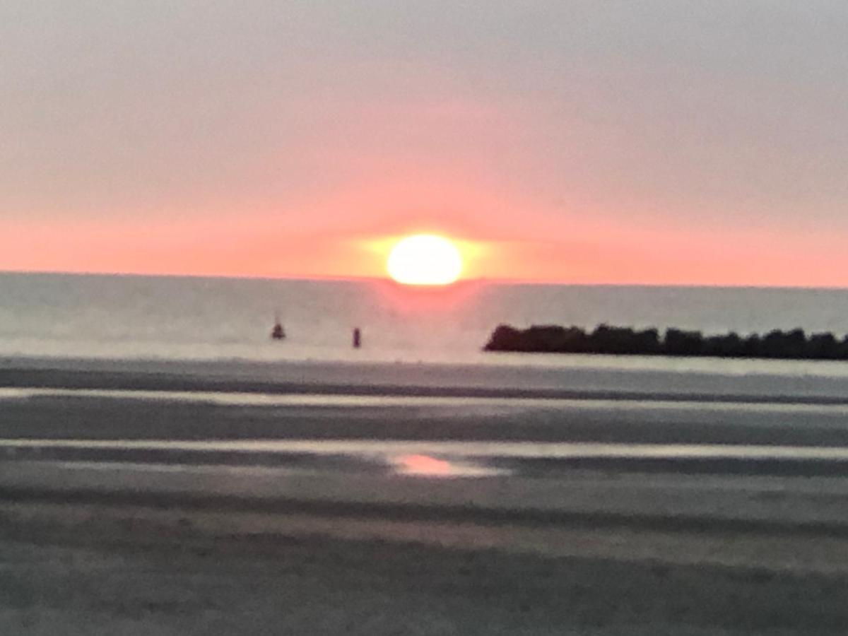 Appartement Sur La Plage De Malo Les Bains Vue Mer Duinkerke Buitenkant foto