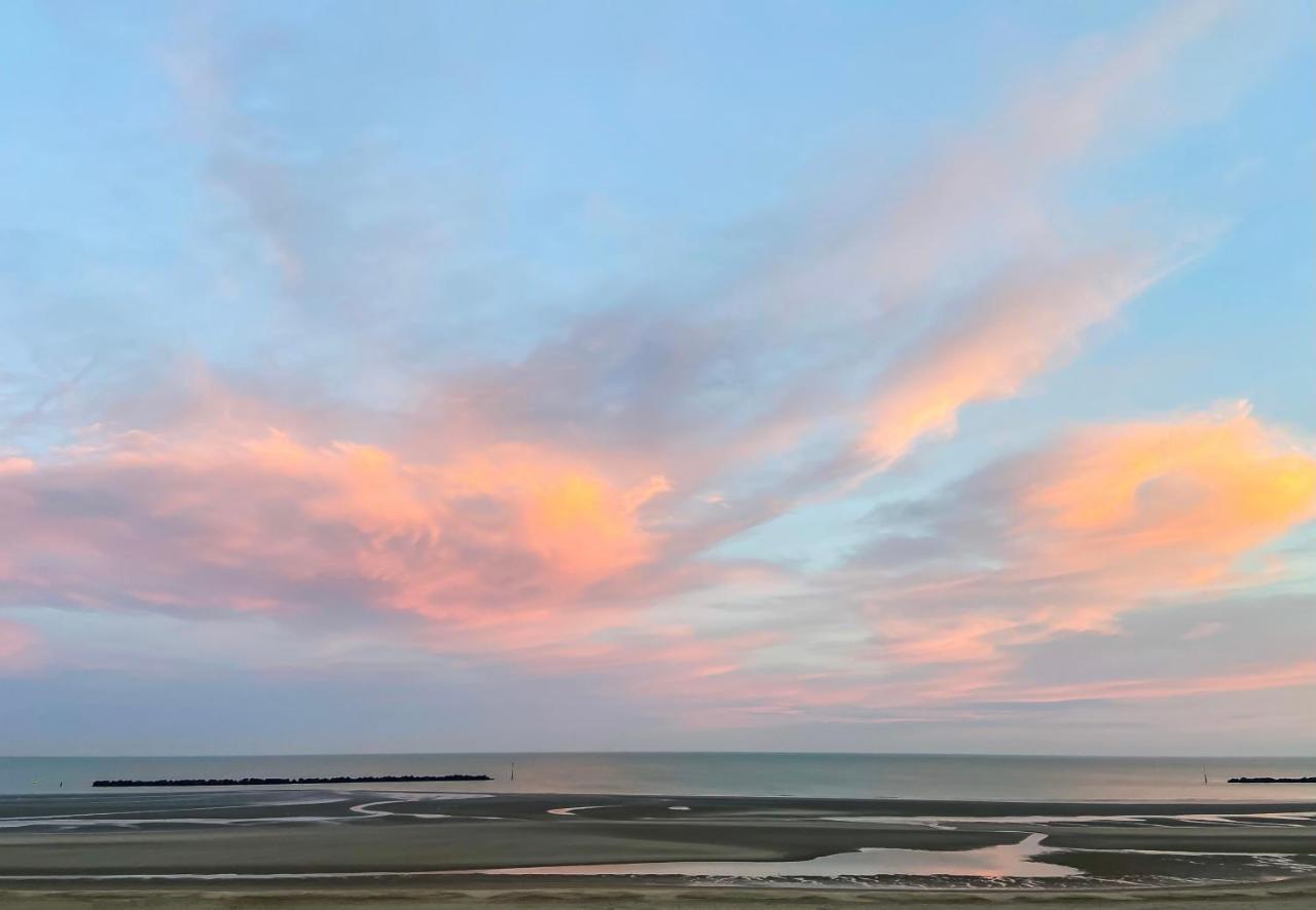 Appartement Sur La Plage De Malo Les Bains Vue Mer Duinkerke Buitenkant foto